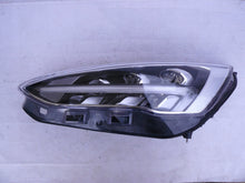 Laden Sie das Bild in den Galerie-Viewer, Frontscheinwerfer Ford Focus JX7B-13E015-AE LED Links Scheinwerfer Headlight