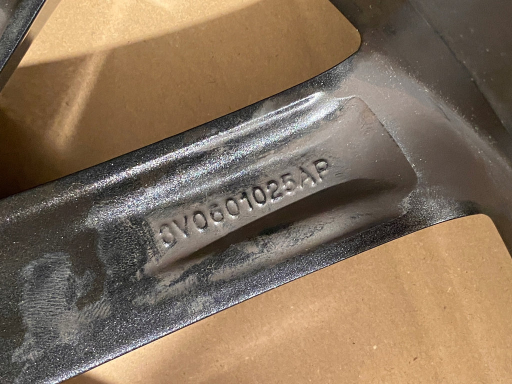 1x Alufelge 19 Zoll 8.0" 5x112 44ET 3V0601025AP Skoda Superb Iii Rim Wheel