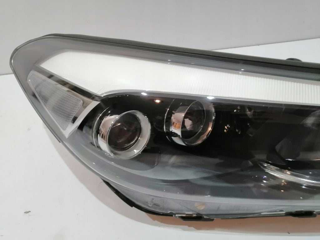 Frontscheinwerfer Hyundai Tucson R009D3032 Rechts Scheinwerfer Headlight