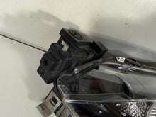 Load image into Gallery viewer, Frontscheinwerfer Mazda 2 D43N-51040 Full LED Links Scheinwerfer Headlight SCH1026718911lp