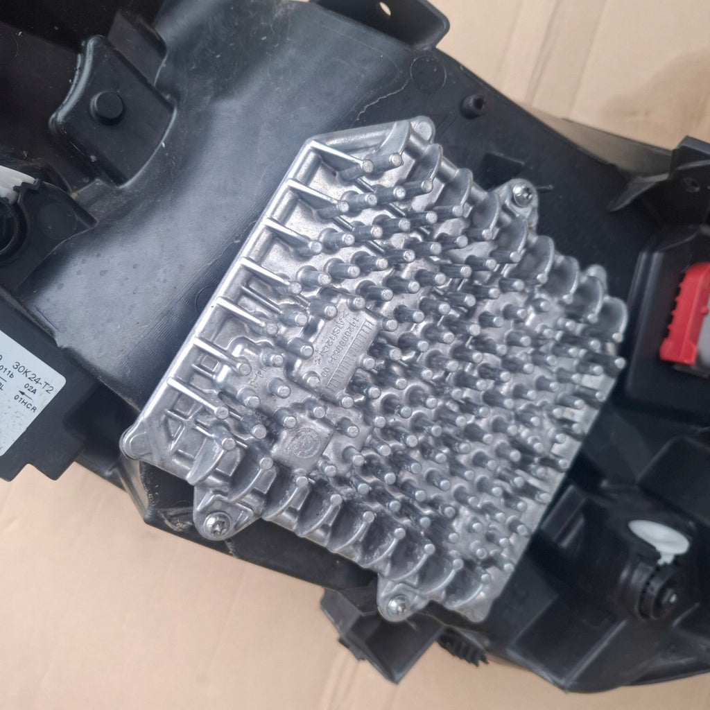 Frontscheinwerfer Iveco Daily IV 05802711800 05802711799 Ein Satz Headlight SCH7417390336vh