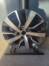 Load image into Gallery viewer, 1x Alufelge 17 Zoll 7.0" 5x108 46ET 672044871 Toyota I Rim Wheel FEL3353181071uh