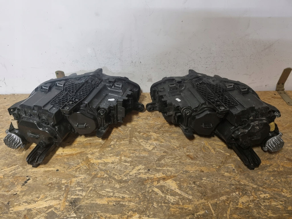 Frontscheinwerfer VW Passat B8 90175145 LED Ein Stück (Rechts oder Links)