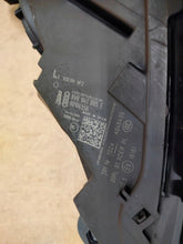 Load image into Gallery viewer, Frontscheinwerfer Audi A3 8V0941005E Xenon Links Scheinwerfer Headlight SCH6215997525sv