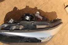 Laden Sie das Bild in den Galerie-Viewer, Frontscheinwerfer BMW 1 F21 F20 7358391-11 Links Scheinwerfer Headlight SCH6645047393vz