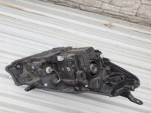 Load image into Gallery viewer, Frontscheinwerfer Toyota Yaris Links Scheinwerfer Headlight