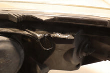 Load image into Gallery viewer, Frontscheinwerfer Renault Megane III 1305219109 Rechts Scheinwerfer Headlight SCH6751370830lc