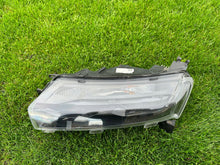 Load image into Gallery viewer, Frontscheinwerfer Dacia Spring 266052417R 266008993R LED Rechts oder Links