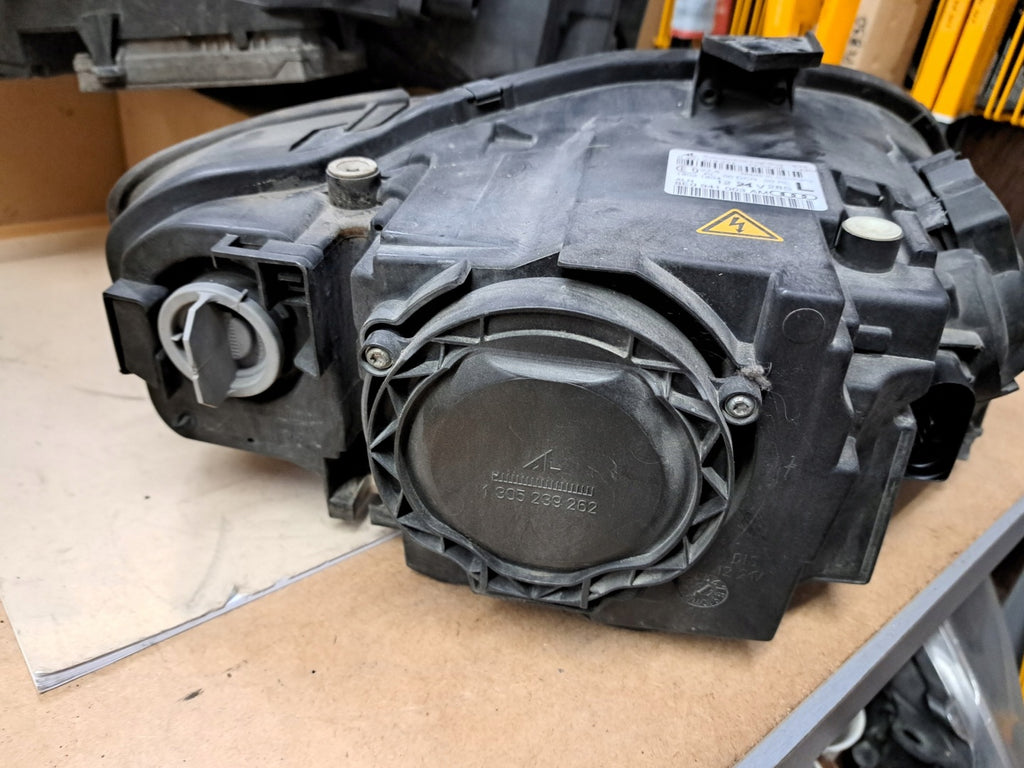 Frontscheinwerfer Audi A4 B7 8E0941003AM 8E0941004A Rechts oder Links SCH2839788017gr