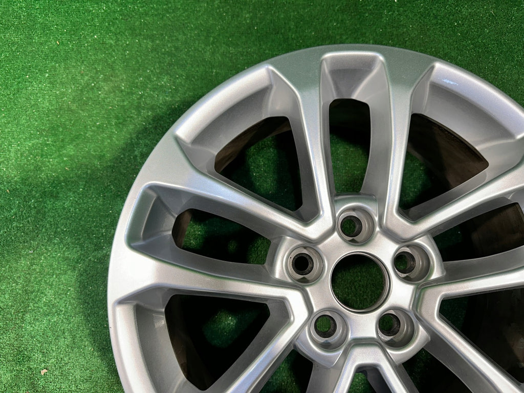 1x Alufelge 17 Zoll 7.0" 5x108 50ET LJ6C-A2A Ford Kuga Rim Wheel