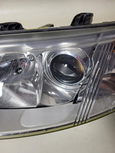 Laden Sie das Bild in den Galerie-Viewer, Frontscheinwerfer Saab 93 Xenon Links Scheinwerfer Headlight