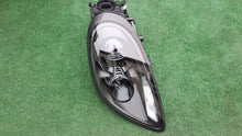 Laden Sie das Bild in den Galerie-Viewer, Frontscheinwerfer Porsche 98163116202 Rechts Scheinwerfer Headlight SCH6315172699eo