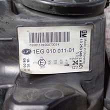 Laden Sie das Bild in den Galerie-Viewer, Frontscheinwerfer Opel Astra J 13253646 1EG01001101 Links Scheinwerfer Headlight SCH4395165105rv