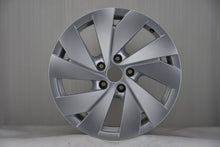 Load image into Gallery viewer, 1x Alufelge 17 Zoll 7.0" 5x112 40ET Glanz Silber 5H0601025C VW Rim Wheel FEL7529605382eo