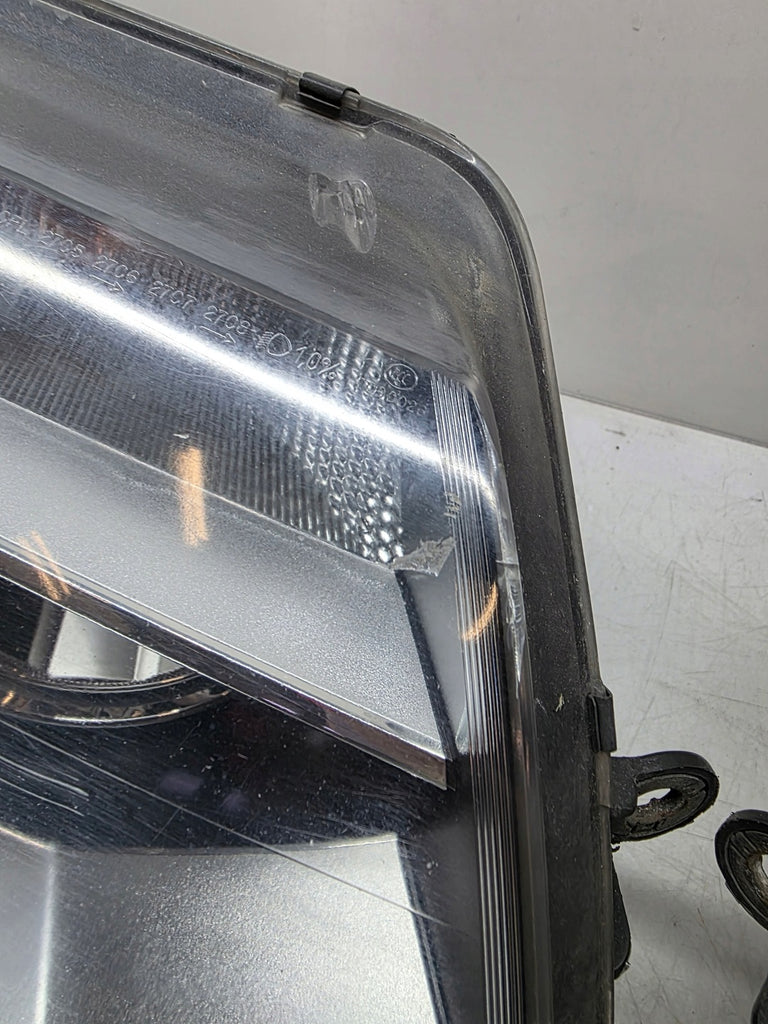 Frontscheinwerfer VW Caravelle 7E1941016J FALSE Scheinwerfer Headlight SCH2086160476gc