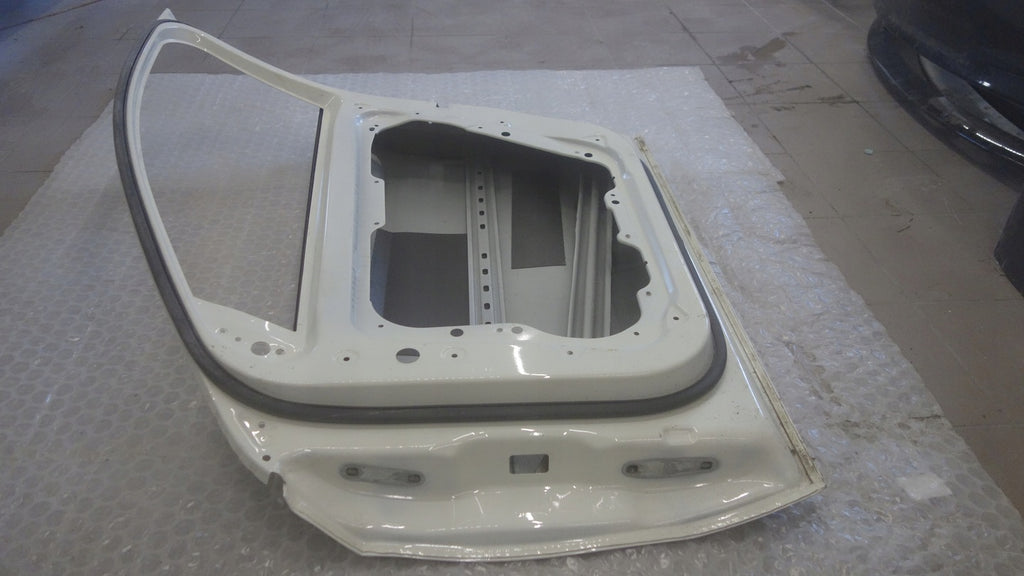 Tür Mercedes-Benz W176 A17672202 A17672202A17672202 Vorne Rechts Door Porta