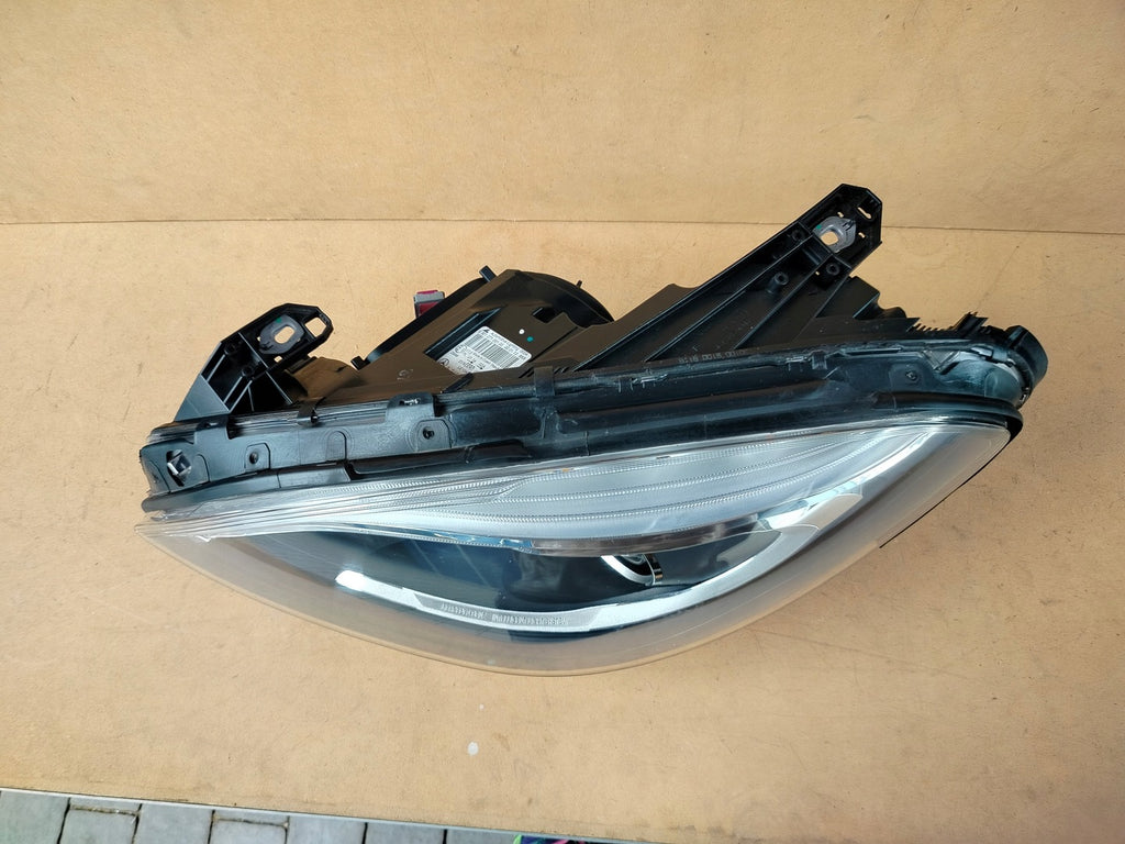 Frontscheinwerfer Mercedes-Benz W246 A2468200761 Xenon Links Headlight