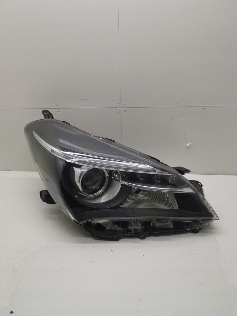 Frontscheinwerfer Toyota Yaris LED Rechts Scheinwerfer Headlight