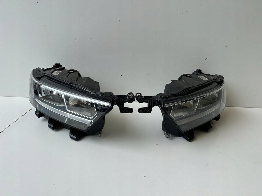 Frontscheinwerfer VW T-Roc 2GA941006B 2GA941005B LED Rechts oder Links