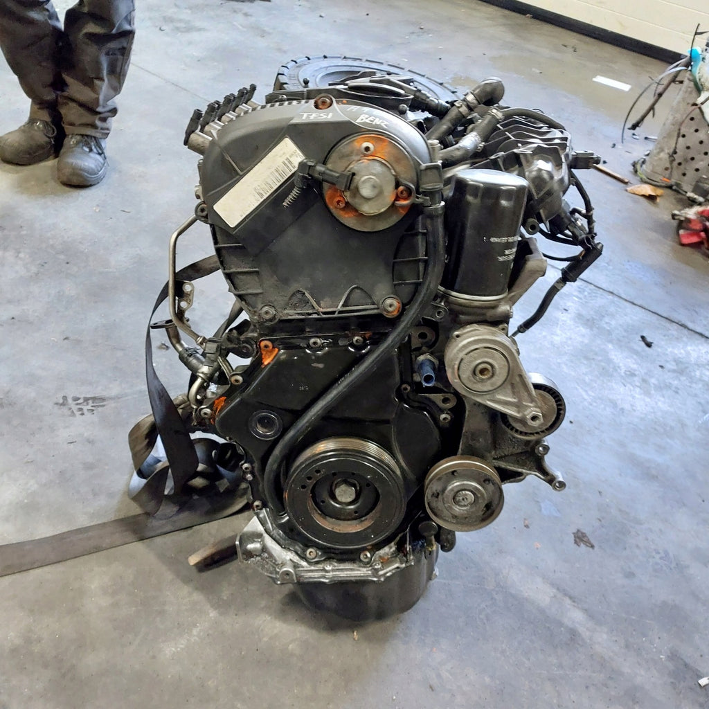 Motor Audi A4 B8 CDN 2.0 TFSI Benzin Engine Unkomplett
