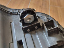 Laden Sie das Bild in den Galerie-Viewer, Frontscheinwerfer Mercedes-Benz W205 A2059062504 LED Links Headlight SCH4774048118dn