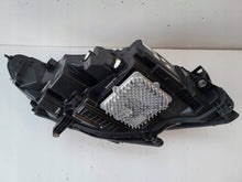 Laden Sie das Bild in den Galerie-Viewer, Frontscheinwerfer Land Rover I Sport Discovery LK72-13W030-CA Links Headlight SCH3873363002yt