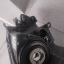 Laden Sie das Bild in den Galerie-Viewer, Frontscheinwerfer Toyota Aygo X 29316 Links Scheinwerfer Headlight SCH2987441921km