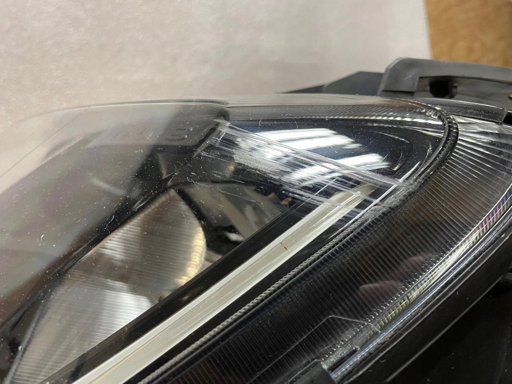 Frontscheinwerfer Dacia Duster 260609367R LED Links Scheinwerfer Headlight SCH7646169892wi