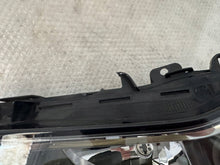Laden Sie das Bild in den Galerie-Viewer, Frontscheinwerfer Opel Astra 39158006 Rechts Scheinwerfer Headlight SCH3789937102ks