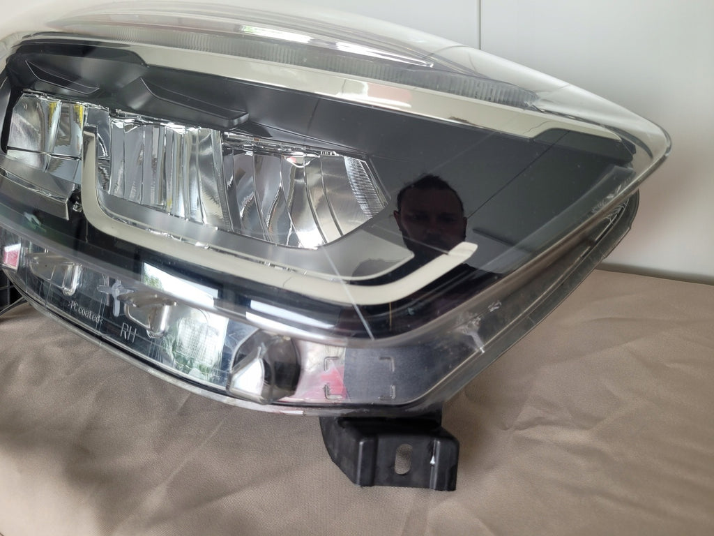 Frontscheinwerfer Renault Captur I 260107244R Rechts Scheinwerfer Headlight SCH2894345581ct