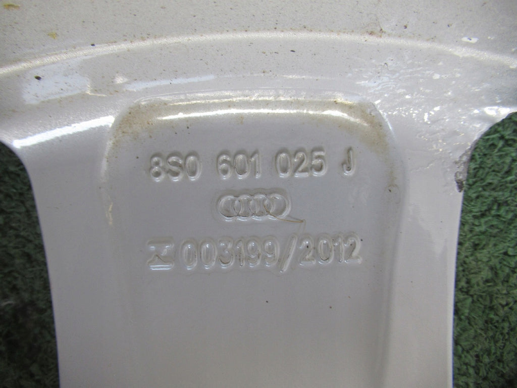 1x Alufelge 17 Zoll 7.0" 5x112 47ET 8S0601025J Audi Tt Rim Wheel