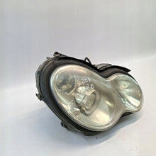 Laden Sie das Bild in den Galerie-Viewer, Frontscheinwerfer Mercedes-Benz W203 1307329088 Rechts Scheinwerfer Headlight SCH4621388638gh