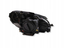 Laden Sie das Bild in den Galerie-Viewer, Frontscheinwerfer Mercedes-Benz W204 A2048200159 Xenon Links Headlight SCH4909213789gr