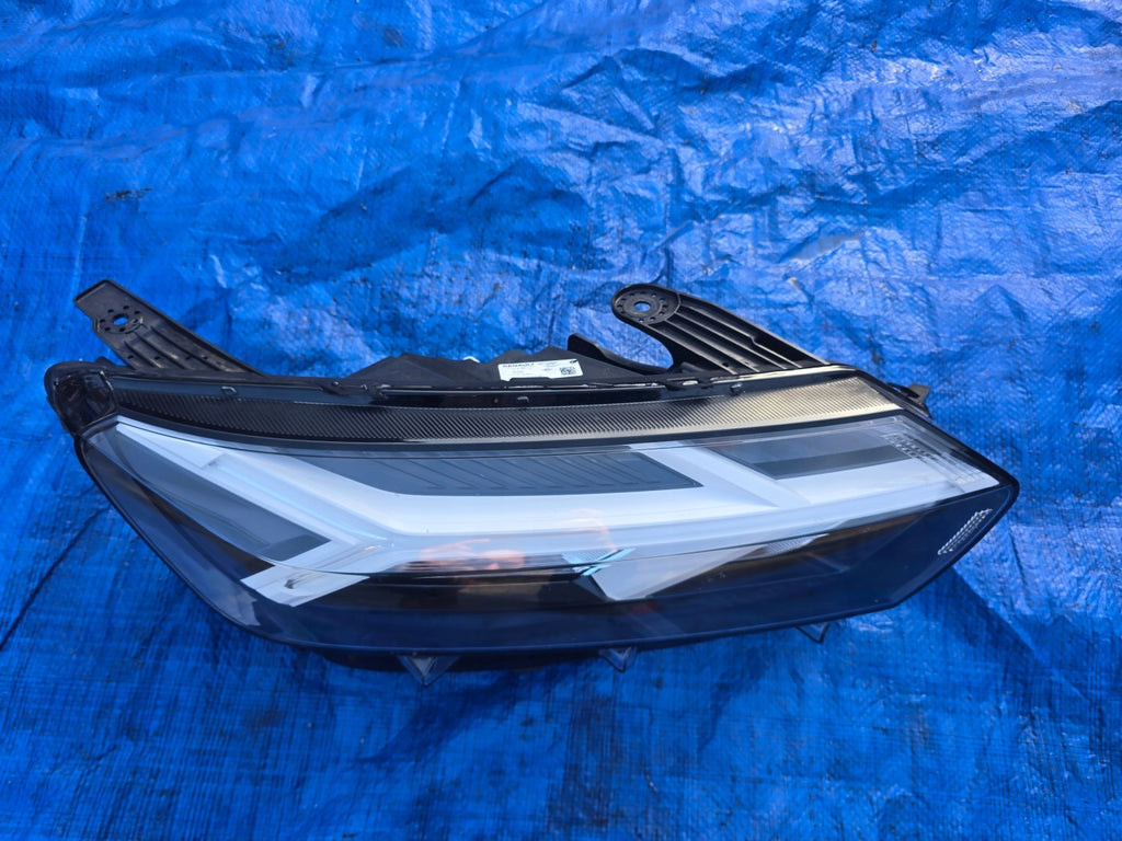 Frontscheinwerfer Dacia Sandero III 260107920 Rechts Scheinwerfer Headlight SCH3831989928cn