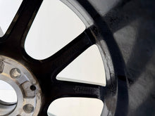 Laden Sie das Bild in den Galerie-Viewer, 1x Alufelge 17 Zoll A1744014700 Mercedes-Benz Cla Rim Wheel FEL1736968955ng