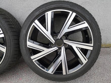 Laden Sie das Bild in den Galerie-Viewer, 1x Alufelge 18 Zoll 7.5" 5x112 51ET 5H0601025AE VW Golf Viii Rim Wheel FEL6369448066er