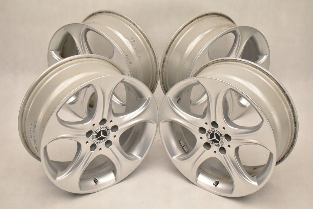 4x Alufelge 18 Zoll 7.5" 5x112 44ET Glanz Silber A2054010600 Mercedes-Benz A205 FEL5030902336cs