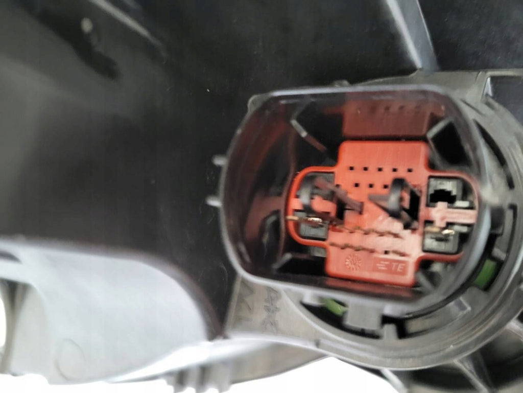 Frontscheinwerfer Land Rover Defender KZ304S Rechts Scheinwerfer Headlight SCH1172040404lk