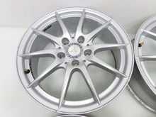 Laden Sie das Bild in den Galerie-Viewer, 4x Alufelge 17 Zoll 6.5" 5x112 49ET Silber A2464010102 Mercedes-Benz W246 FEL4631597142oa