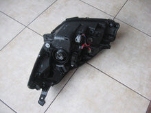 Load image into Gallery viewer, Frontscheinwerfer Toyota Yaris LED Rechts Scheinwerfer Headlight