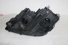 Laden Sie das Bild in den Galerie-Viewer, Frontscheinwerfer VW Tiguan 5NN941082C Rechts Scheinwerfer Headlight