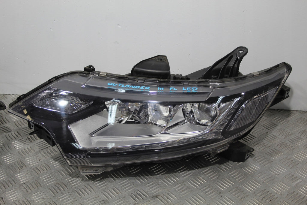 Frontscheinwerfer Mitsubishi Outlander III LED Ein Stück (Rechts oder Links) SCH6113213436no