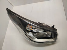 Load image into Gallery viewer, Frontscheinwerfer Renault Trafic III 260105469R Rechts Scheinwerfer Headlight SCH2353851210ij