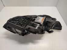 Laden Sie das Bild in den Galerie-Viewer, Frontscheinwerfer Land Rover I Sport Discovery FK7213W030EF Xenon Links SCH1469639085bj