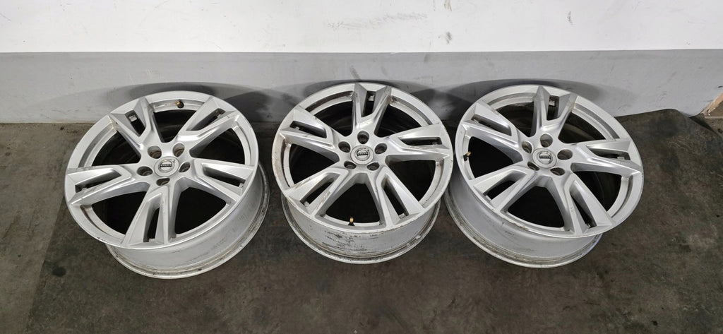 1x Alufelge 18 Zoll 7.5" 5x108 42ET Glanz Silber 31362839 Volvo V60 S60 FEL7036496227vz