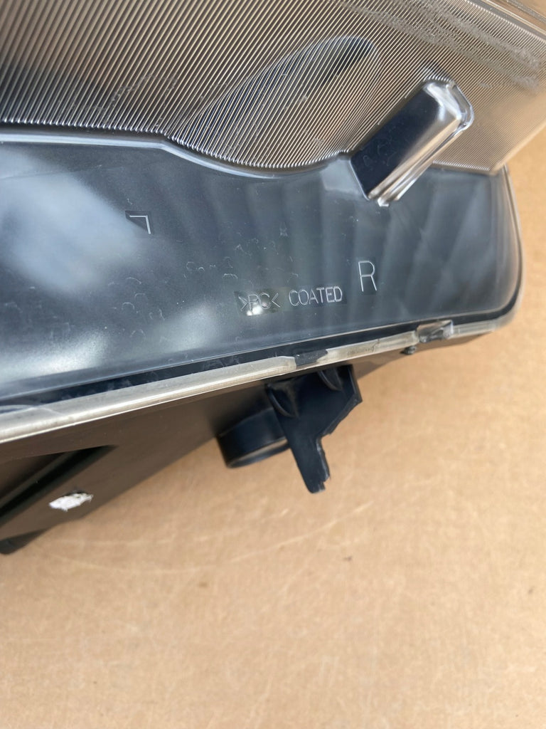 Frontscheinwerfer BMW X1 E84 Bi-Xenon Rechts Scheinwerfer Headlight SCH3158626400lh