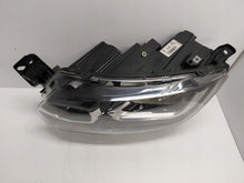 Laden Sie das Bild in den Galerie-Viewer, Frontscheinwerfer Toyota Proace City 9835780680 Links Scheinwerfer Headlight SCH6328990179rw
