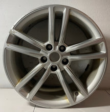 Laden Sie das Bild in den Galerie-Viewer, 1x Alufelge 19 Zoll 8.0" 5x120 40ET Glanz Schwarz 6007214-00-D Tesla Model S FEL3341893735ej