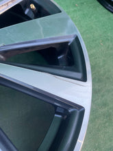 Laden Sie das Bild in den Galerie-Viewer, 1x Alufelge 18 Zoll 7.0" 5x108 47 5ET Glanz Graphit L1TC-1007-EA Ford Puma Mg FEL3672373646ge