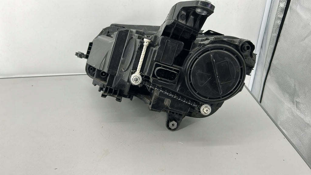 Frontscheinwerfer Mercedes-Benz Gle A1679069504 LED Rechts oder Links SCH2411217246xy
